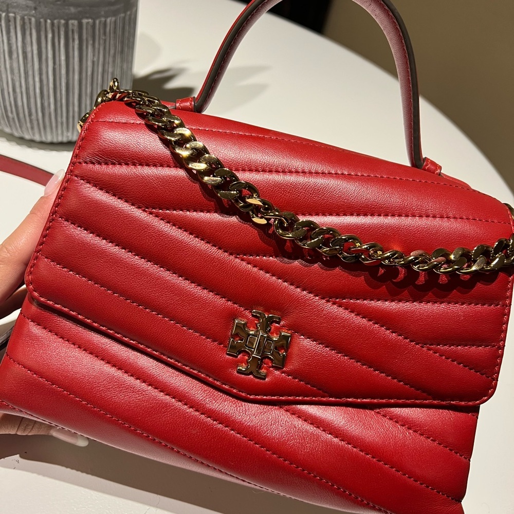 Tory Burch KIRA CHEVRON TOP-HANDLE SATCHEL RED